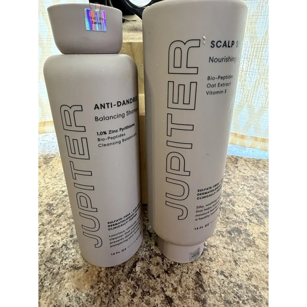 Jupiter Flake-Free Bundle Shampoo & Conditioner | 415ml each - New-BUNDLE DEAL - Picture 1 of 7
